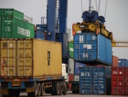 Impor Barang Konsumsi Melonjak, Tanda Indonesia Diserbu Produk Asing