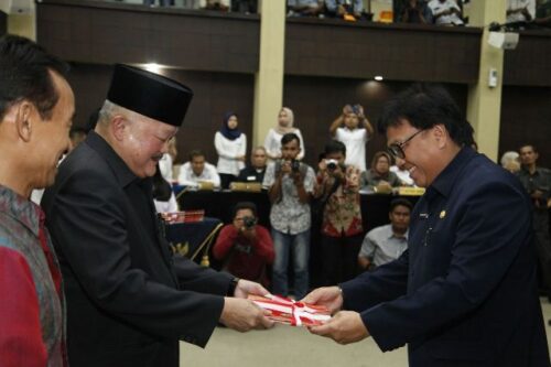 Gubernur Sumsel Serahkan DIPA Tahun Anggaran 2018