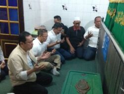 Aswari Ziarah ke Makam Kiyai Muara Ogan