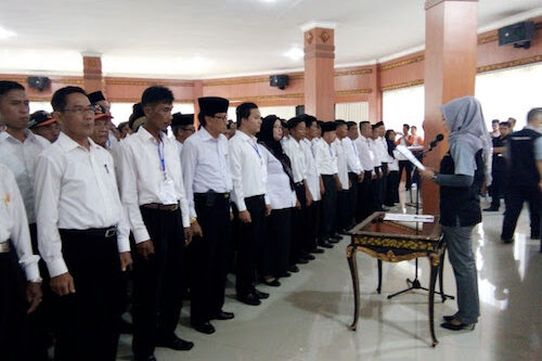 PPK Kayuagung Ambil Sumpah Dan Lantik Ketua KPPS