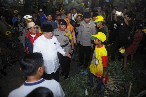 Pastikan Stok Pangan Aman Jelang Lebaran, Alex Noerdin Tinjau Pasar Induk Jakabaring