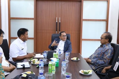 Soroti Upaya Dodi Reza Dongkrak Harga Karet