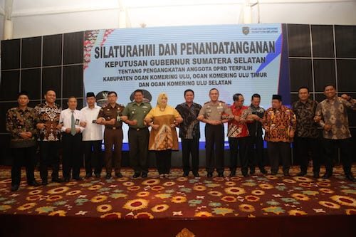 Herman Deru Silaturahmi dengan Anggota Dewan Terpilih se OKU Raya