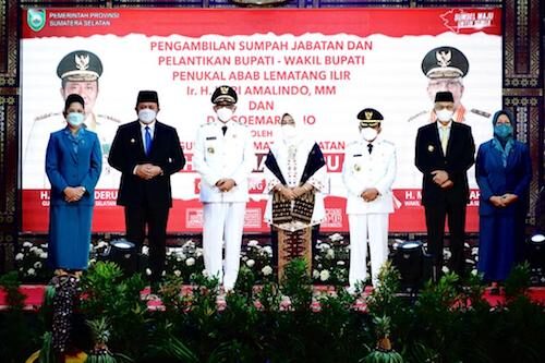 Lantik Pasangan Heri Amalindo-Soemarjono, Herman Deru: Segera Bangun Kabupaten PALI Lebih Maju