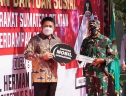 Herman Deru Gelontorkan Bansos 1000 Ton Beras Untuk Masyarakat Terdampak Covid-19