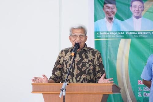 Ustadz-Ustadzah di Palembang Terima Bansos Beras dari Gubernur