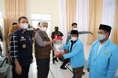 Pemprov Sumsel Gelontorkan Basos 5 Ton Beras Untuk Masyarakat Pagaralam Terdampak Pandemi