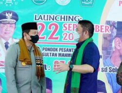 Herman Deru Fasilitasi Vaksinasi Seluruh Santri Ponpes di Sumsel