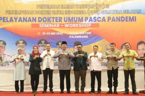 Optimalkan Layanan Kesehatan Masyarakat, Herman Deru Terus Upayakan Peyebaran Dokter Secara Merata di Pelosok Sumsel
