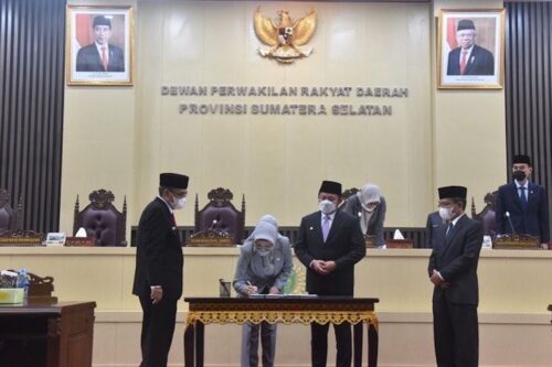 Dewan Setujui Raperda Tentang Jasa Konstruksi Inisiasi Herman Deru