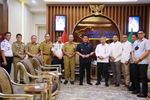 Terima Audiensi Executive GM AP II Baru, Herman Deru: Jangan Bedakan Pelayanan Penumpang VIP dan Kelas Ekonomi