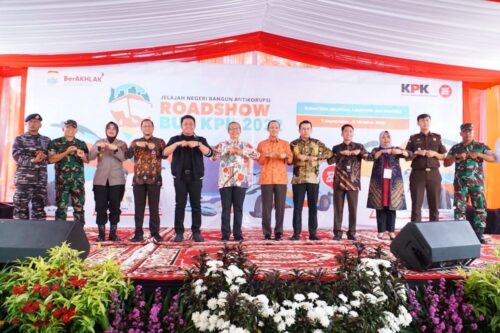 Dampingi Wakil Ketua KPK, Herman Deru  Buka Roadshow Bus Antikorupsi di Sumsel