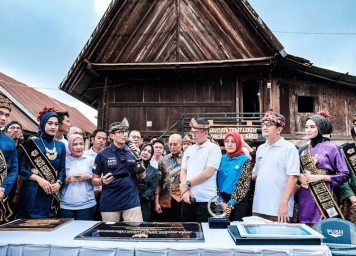 menparekraf sandiaga uno desa wisata tebat lereh pagar alam sumatera selatan_ ADWI 2022 tabloid desa