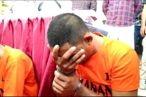 Suami Tikam Dada dan Leher Selingkuhan Istri