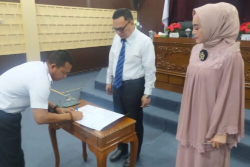 Pejabat Empat Lawang Tanda Tangani Pakta Integritas