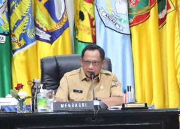 mendagri tito karnavian soal bansos