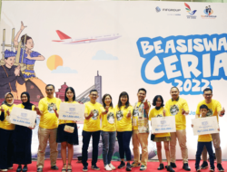 384 Anak Terpilih Terima Beasiswa Ceria FIFGROUP 2022