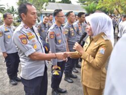 Wawako Fitrianti ‘Razia’ Atribut Pegawai Dishub