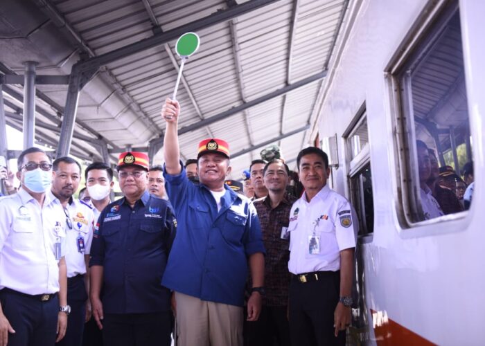 Herman Deru Keberangkatan Ratusan Pemudik Asal Sumsel ke Sejumlah Daerah di Pulau Sumatera dan Jawa