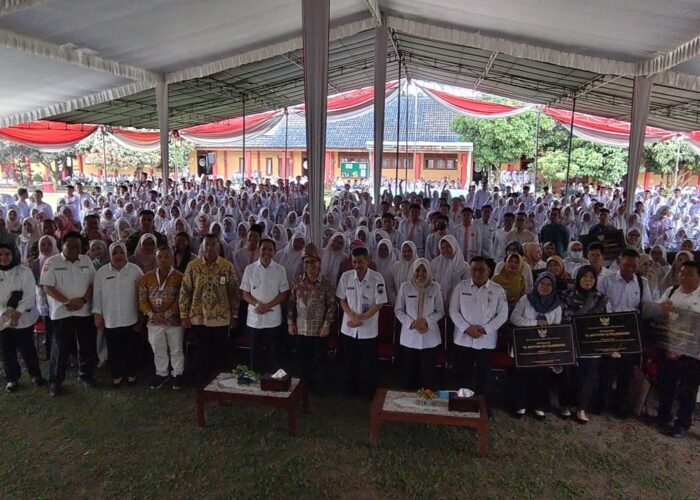 Wamen Dikdasmen Resmikan Revitalisasi 42 Satuan Pendidikan di SMAN 21 Kota Palembang   