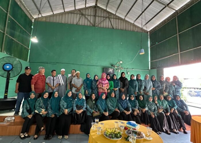 Piawai Baca Momen, Ketua RW 02 Kelurahan Kebun Bunga Kecamatan Sukarami Palembang Gelar Halal Bihalal Sekaligus Konsolidasi Kegiatan PKK